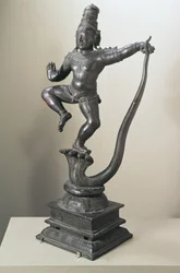 Kryszna jako chłopiec ujarzmiający węża Kalilya, Madras, XVI-XVII w. (brąz)